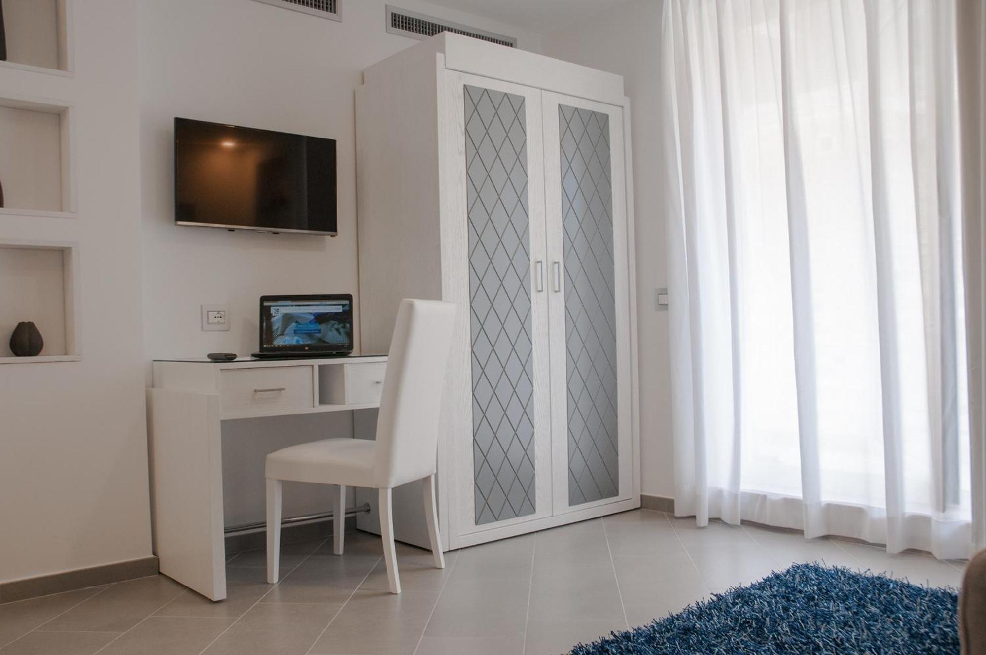 Tasso Suites&spa Hotel 3*